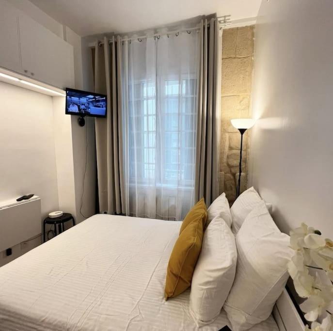 Cozy Studio In Saint Germain Des Pres París Exterior foto